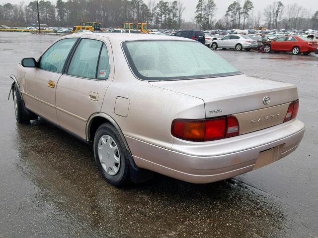 4T1BG12K0TU715569 - 1996 TOYOTA CAMRY DX GOLD photo 3