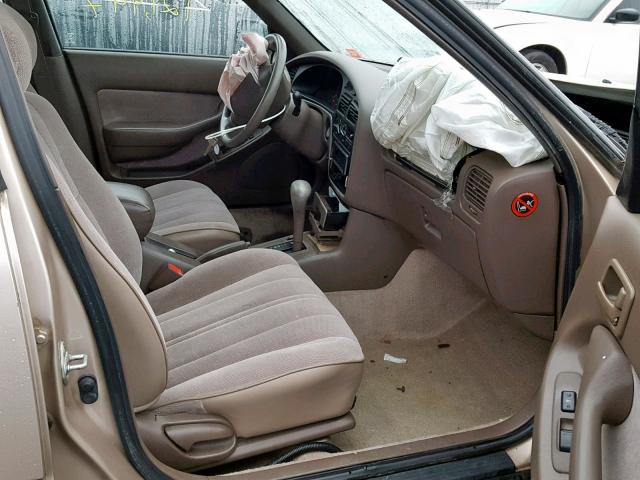 4T1BG12K0TU715569 - 1996 TOYOTA CAMRY DX GOLD photo 5