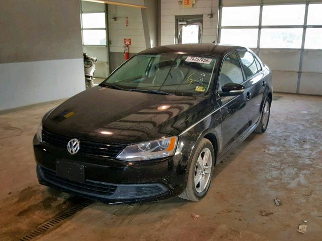 3VWLL7AJ2CM323484 - 2012 VOLKSWAGEN JETTA TDI BLACK photo 2