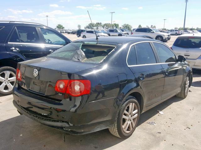 3VWEF71K07M060202 - 2007 VOLKSWAGEN JETTA WOLF BLACK photo 4