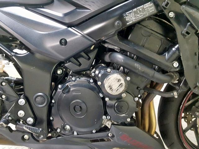 JS1C533D0J2100677 - 2018 SUZUKI GSX-S750 BLACK photo 11