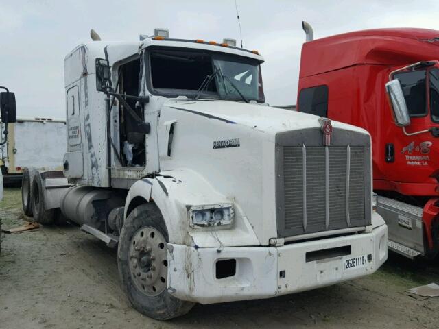 1XKDD49X08J232959 - 2008 KENWORTH CONSTRUCTI WHITE photo 1