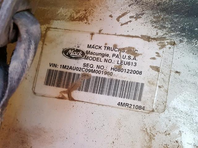 1M2AU02C09M001960 - 2009 MACK 600 LEU600 WHITE photo 10