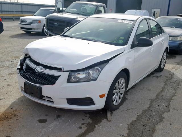 1G1PC5SH7B7256760 - 2011 CHEVROLET CRUZE LS WHITE photo 2