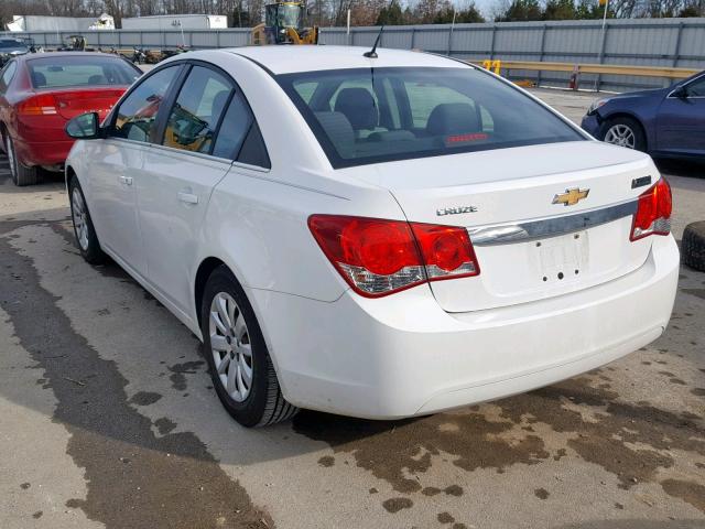 1G1PC5SH7B7256760 - 2011 CHEVROLET CRUZE LS WHITE photo 3