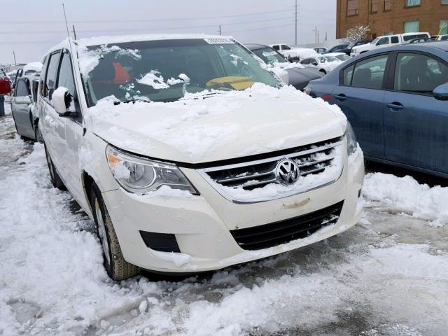 2V8HW34179R501206 - 2009 VOLKSWAGEN ROUTAN SE WHITE photo 1