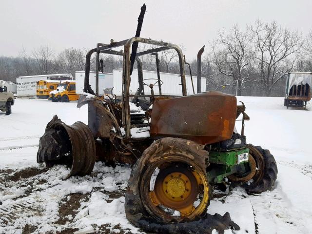 L06410V265109 - 2000 JOHN DEERE TRACTOR BURN photo 1