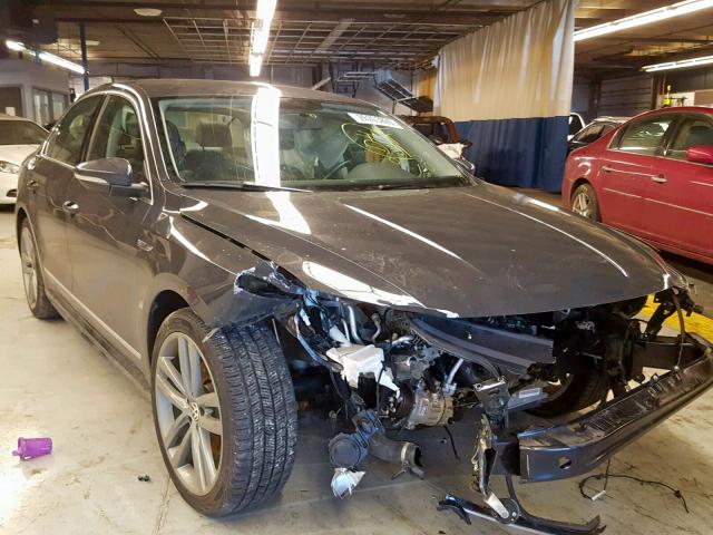 1VWDT7A32HC022969 - 2017 VOLKSWAGEN PASSAT R-L GRAY photo 1