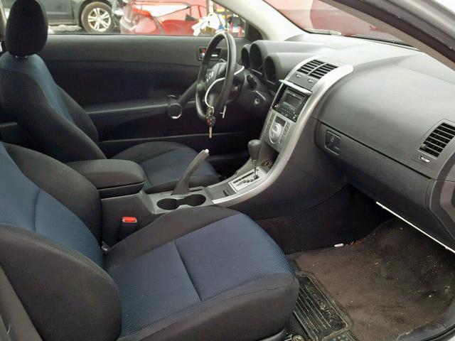 JTKDE177650013735 - 2005 TOYOTA SCION TC SILVER photo 5