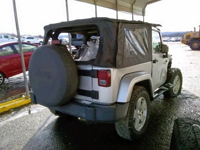 1J4FA54117L133957 - 2007 JEEP WRANGLER S SILVER photo 4