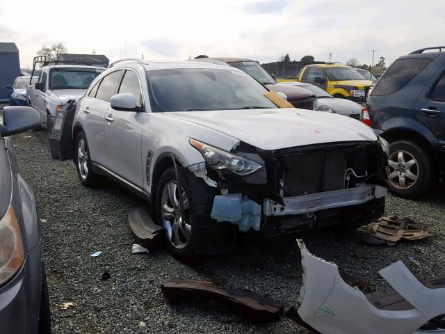 JNRAS18W99M155746 - 2009 INFINITI FX35 WHITE photo 1