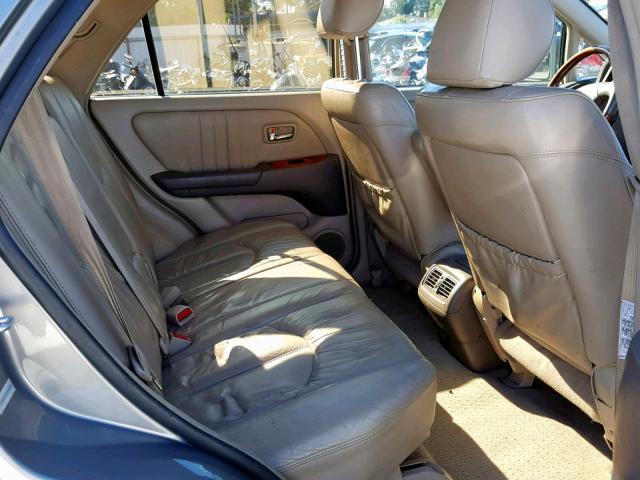 JTJHF10U720284608 - 2002 LEXUS RX 300 GRAY photo 6