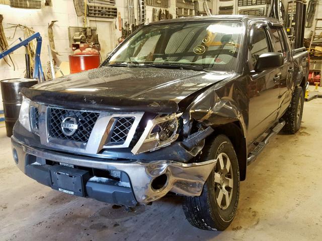 1N6AD0EV9AC402223 - 2010 NISSAN FRONTIER C CHARCOAL photo 2