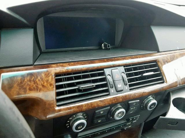 WBANV135X8CZ58140 - 2008 BMW 528 XI BLACK photo 9