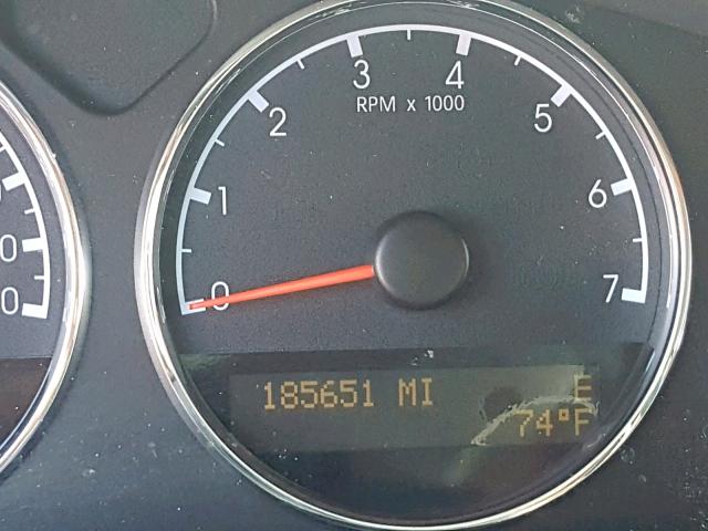 1GNDV23L25D210398 - 2005 CHEVROLET UPLANDER L 红色 照片 8