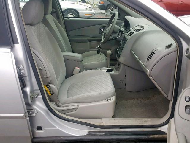 1G1ZT54825F318209 - 2005 CHEVROLET MALIBU LS Күміс фото 5