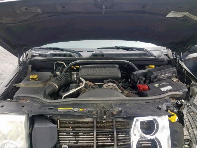 1J8HG48N36C124785 - 2006 JEEP COMMANDER BLACK photo 7