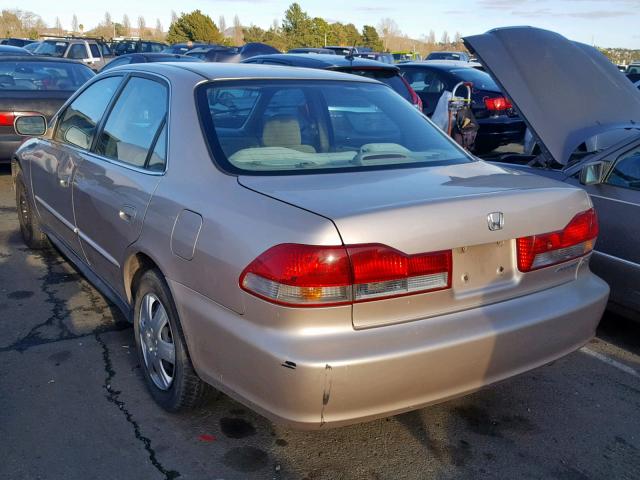 3HGCG66581G700314 - 2001 HONDA ACCORD LX TAN photo 3