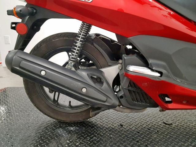 MLHKF1213D5005220 - 2013 HONDA PCX 150 RED photo 5