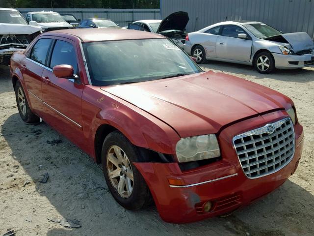 2C3KA53G66H127484 - 2006 CHRYSLER 300 TOURIN RED photo 1