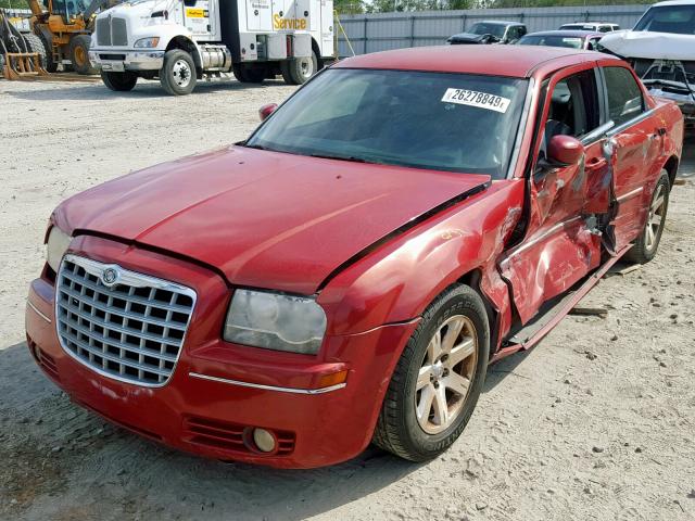 2C3KA53G66H127484 - 2006 CHRYSLER 300 TOURIN RED photo 2