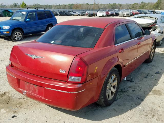 2C3KA53G66H127484 - 2006 CHRYSLER 300 TOURIN RED photo 4