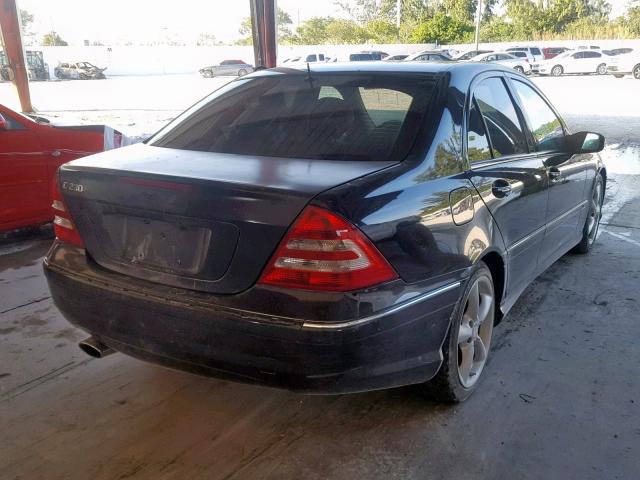 WDBRF52H76F732488 - 2006 MERCEDES-BENZ C GENERATI BLACK photo 4