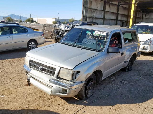 5TENL42N3YZ704329 - 2000 TOYOTA TACOMA SILVER photo 2