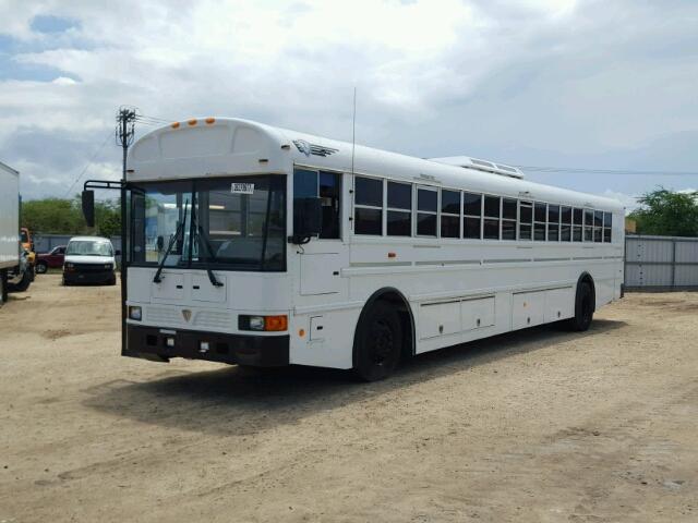 4DRBXAAN69A087605 - 2009 IC CORPORATION 3000 WHITE photo 2