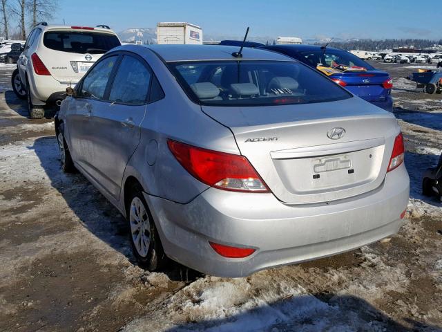 KMHCT4AE7GU106935 - 2016 HYUNDAI ACCENT SE SILVER photo 3