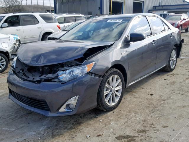 4T1BD1FK9EU109175 - 2014 TOYOTA CAMRY HYBR CHARCOAL photo 2