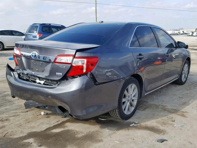 4T1BD1FK9EU109175 - 2014 TOYOTA CAMRY HYBR CHARCOAL photo 4