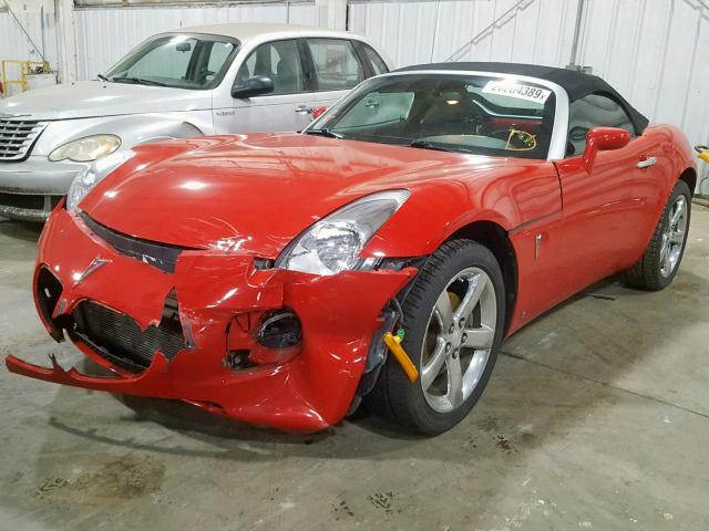 1G2MG35X97Y129858 - 2007 PONTIAC SOLSTICE G RED photo 2