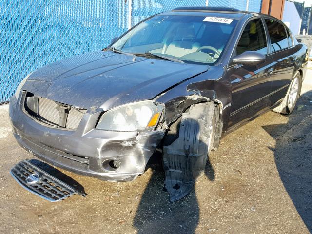 1N4BL11D75C112281 - 2005 NISSAN ALTIMA SE GRAY photo 2