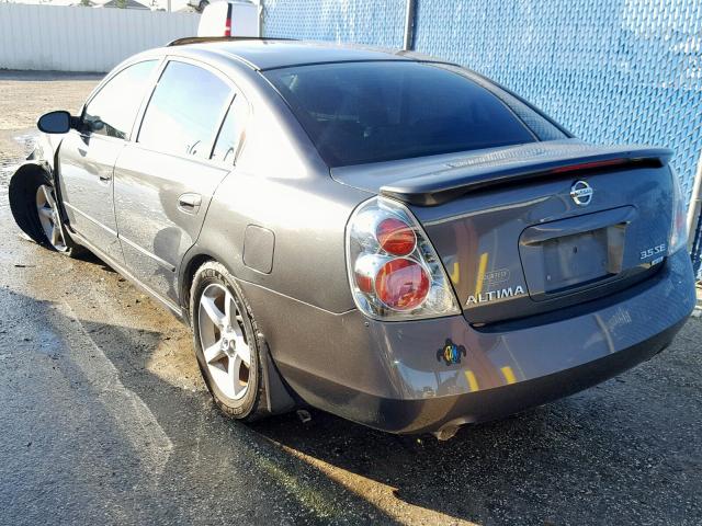 1N4BL11D75C112281 - 2005 NISSAN ALTIMA SE GRAY photo 3