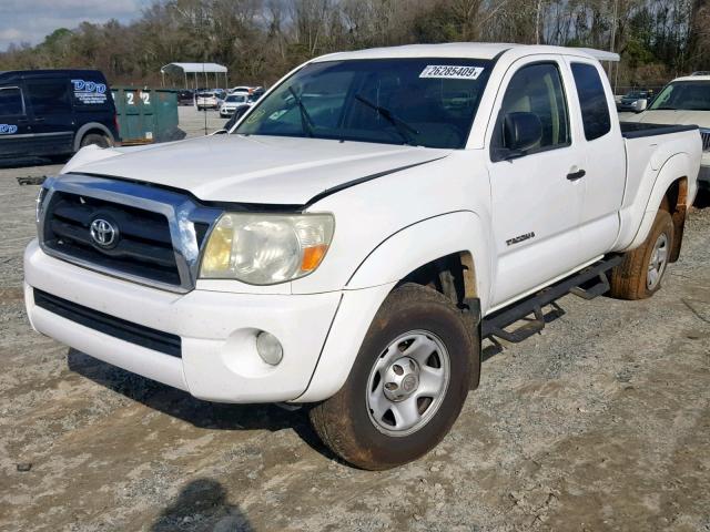 5TETU62N95Z094660 - 2005 TOYOTA TACOMA PRE WHITE photo 2