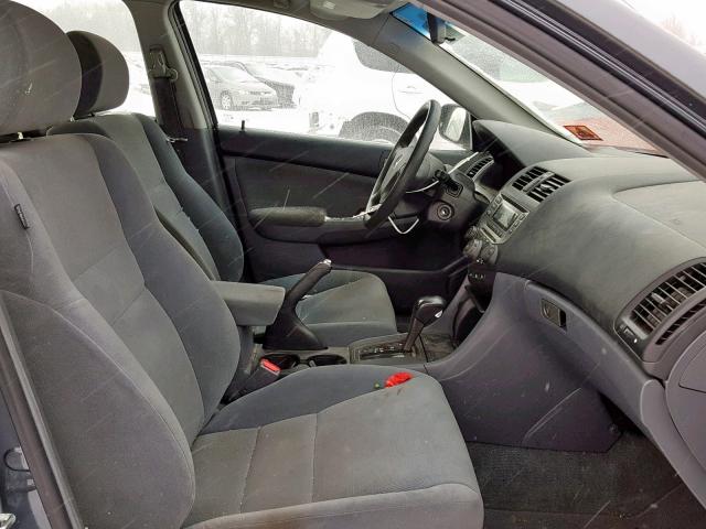 1HGCM56496A068925 - 2006 HONDA ACCORD LX GRAY photo 5