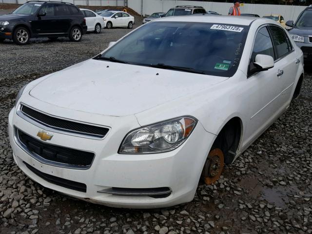 1G1ZC5E0XCF329707 - 2012 CHEVROLET MALIBU 1LT WHITE photo 2
