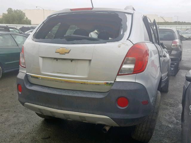 3GNAL2EK9DS637685 - 2013 CHEVROLET CAPTIVA LS 银色 照片 4