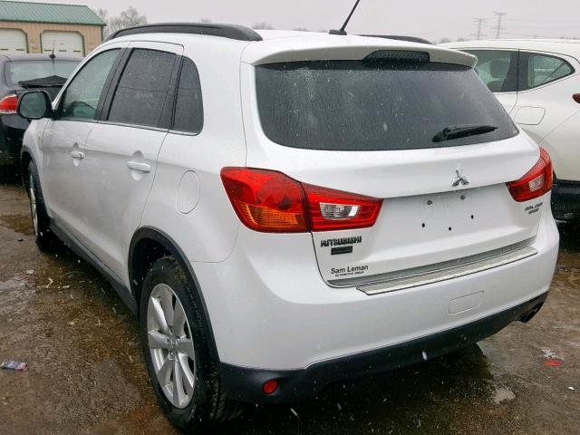 4A4AR5AU3DE017465 - 2013 MITSUBISHI OUTLANDER WHITE photo 3