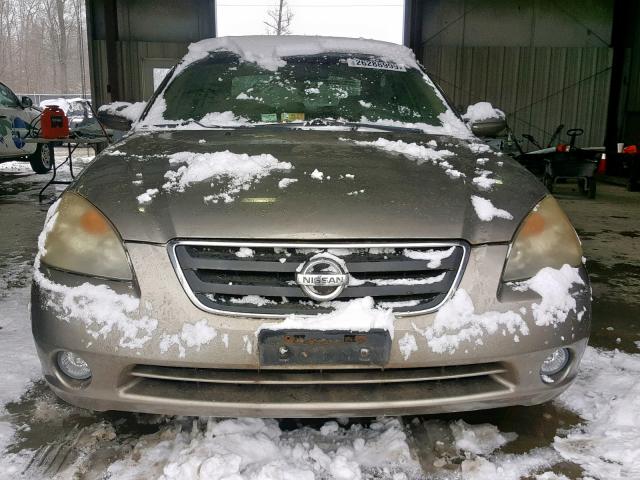 1N4BL11D52C278617 - 2002 NISSAN ALTIMA SE GOLD photo 9