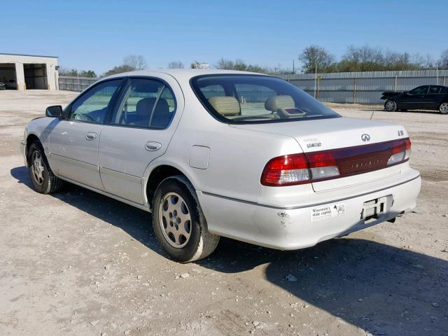 JNKCA21A4XT774174 - 1995 INFINITI Q 30 S WHITE photo 3