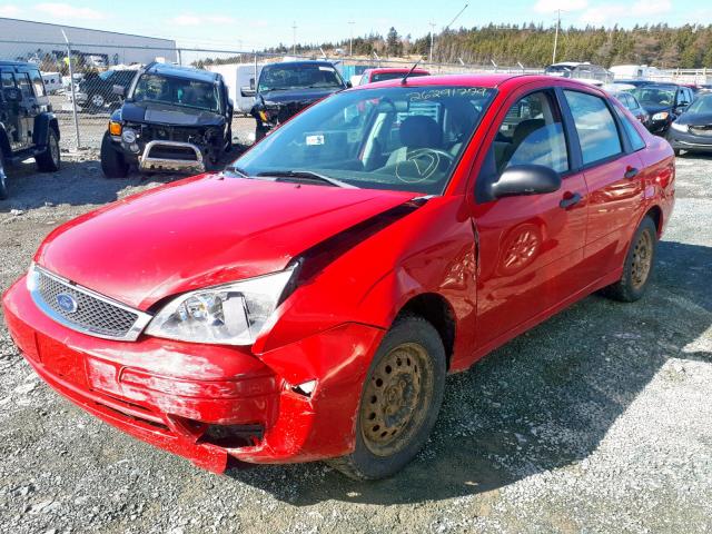 1FAFP34N76W192056 - 2006 FORD FOCUS ZX4 RED photo 2