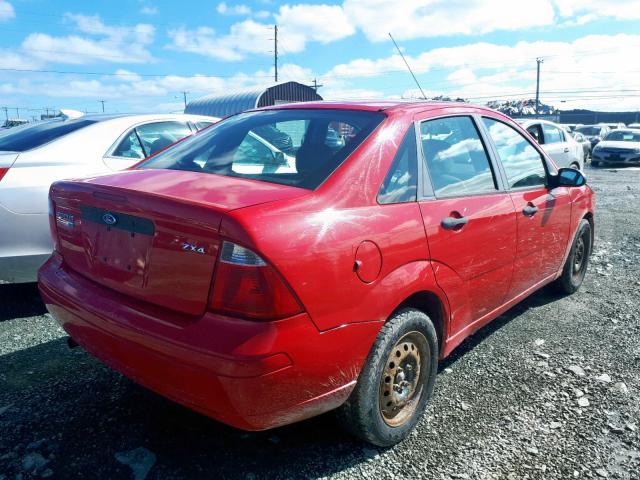 1FAFP34N76W192056 - 2006 FORD FOCUS ZX4 RED photo 4