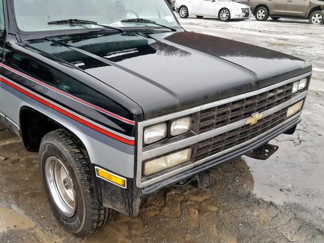 1GNER16K0KF124884 - 1989 CHEVROLET SUBURBAN R BLACK photo 9