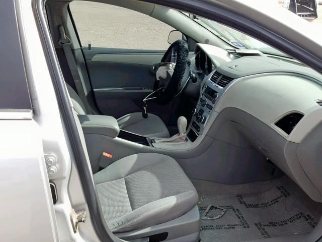 1G1ZC5EBXAF176664 - 2010 CHEVROLET MALIBU 1LT 银色 照片 5