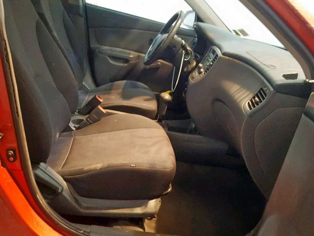 KNADE123166151450 - 2006 KIA RIO RED photo 5