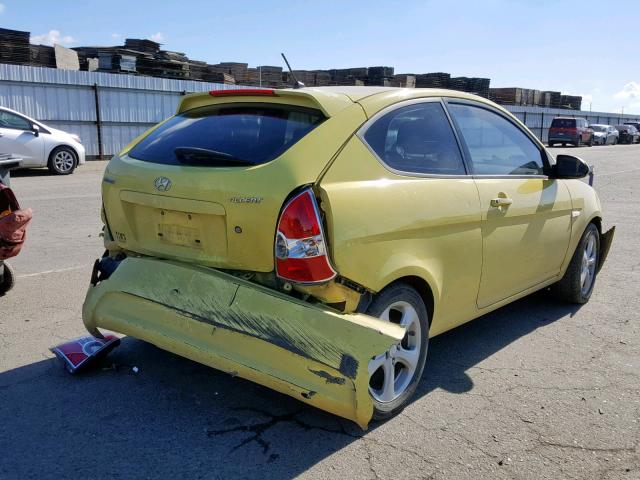 KMHCN36C08U056151 - 2008 HYUNDAI ACCENT SE YELLOW photo 4