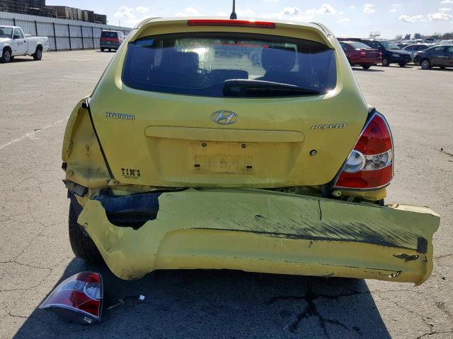 KMHCN36C08U056151 - 2008 HYUNDAI ACCENT SE YELLOW photo 9