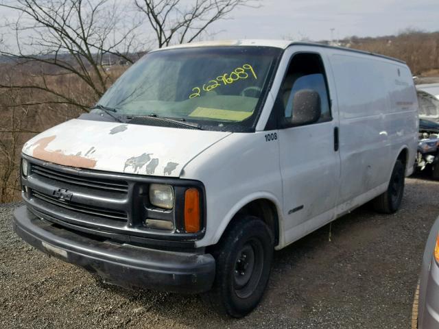 1GCEG15W3X1109612 - 1999 CHEVROLET EXPRESS G1 WHITE photo 2